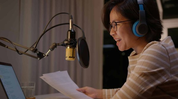 Quels sont les avantages des podcasts pour le marketing B2B d'une entreprise de technologie de pointe?